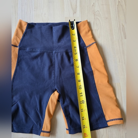 Wilo The Label Shorts Set Size Small - Picture 8 of 12